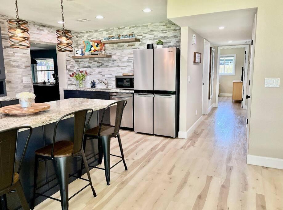 Sea La Vie - Town Charm+newly Renovated Hébergement de vacances