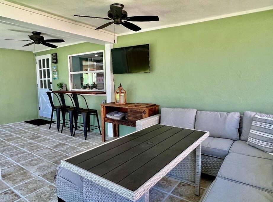 Sea La Vie - Town Charm+newly Renovated Cocoa Beach